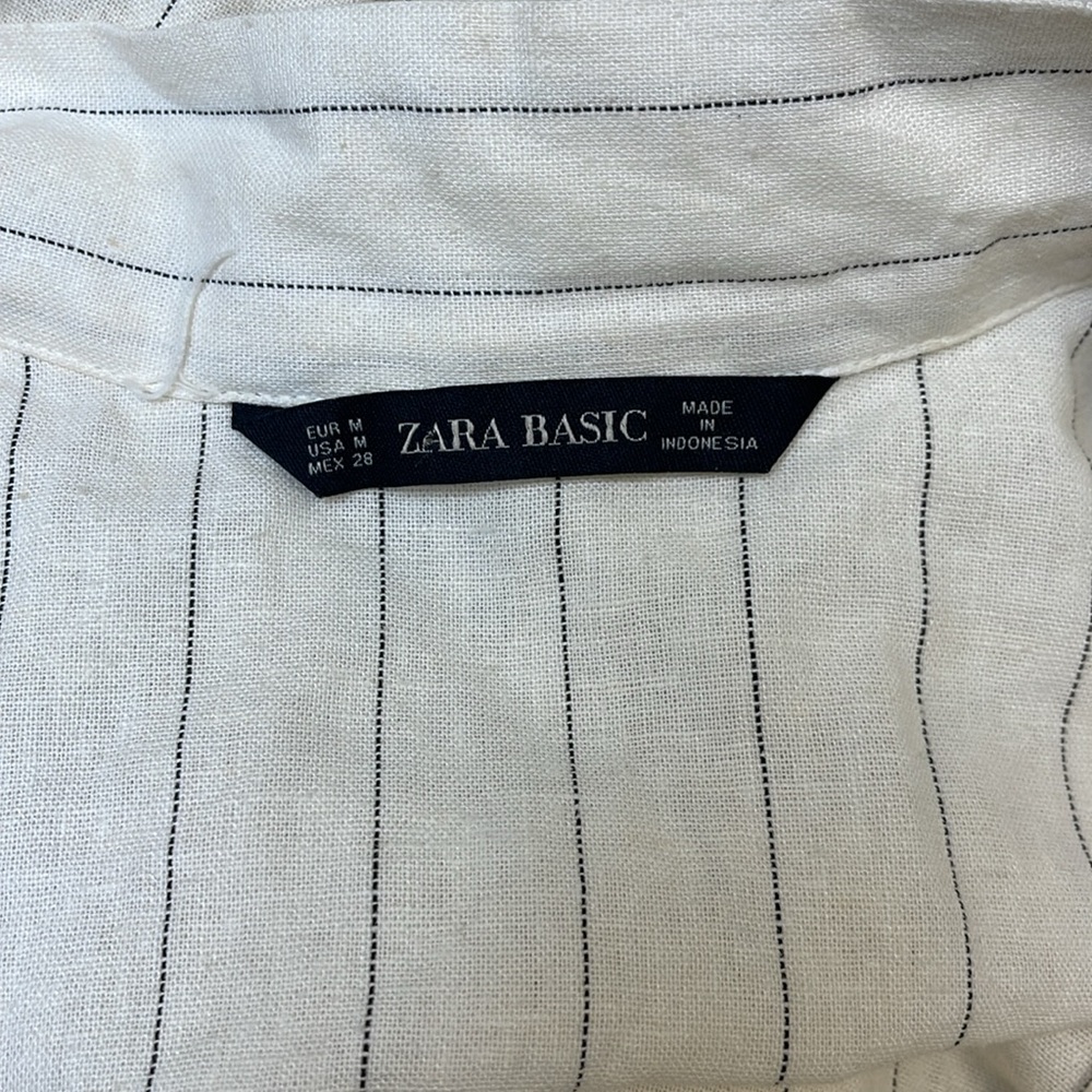 016 Zara Cream & Black Pin-Striped Gold Buttons with Cuffed Sleeves, Stylish - Picture 3 of 10